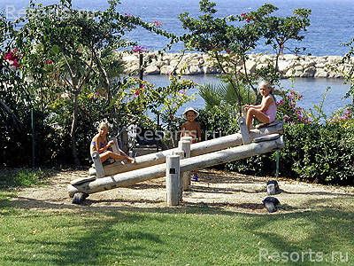 Coral Beach Hotel & Resort 48